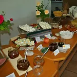 Natura And 3*