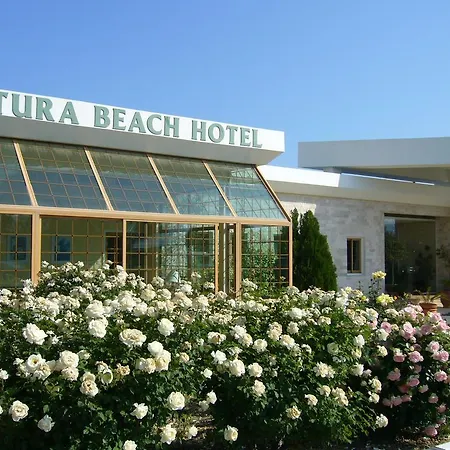 Natura And Hotel Polis