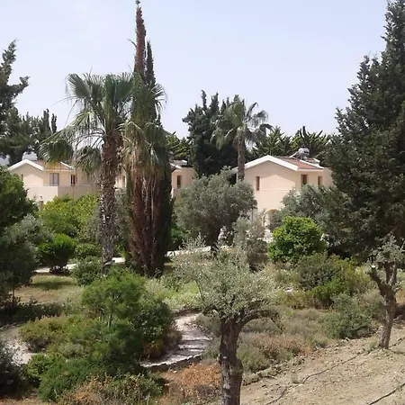Natura And Hotel Polis