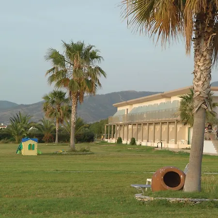 Natura And Отель