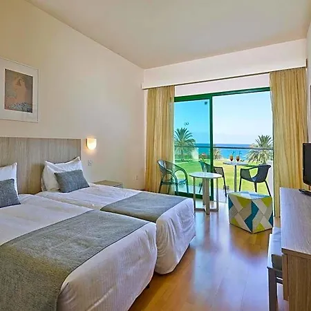 Hotel Natura And Polis