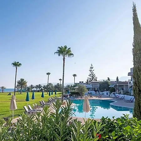 Hotel Natura And Polis