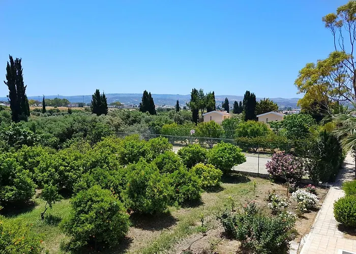 Hotel Natura And Polis